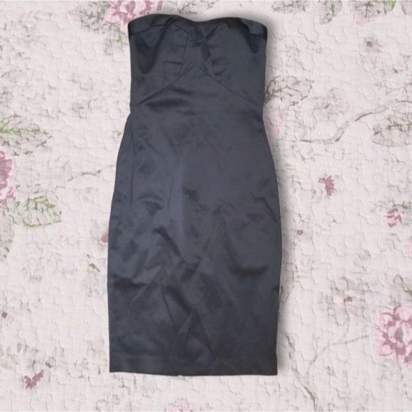 Satin Body Forming "Marilyn Monroe" Black Strapless Dress - Picture 4 of 8